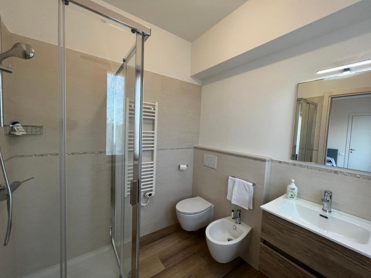 La Casa De Anto' Apartment Torre San Patrizio Bagian luar foto